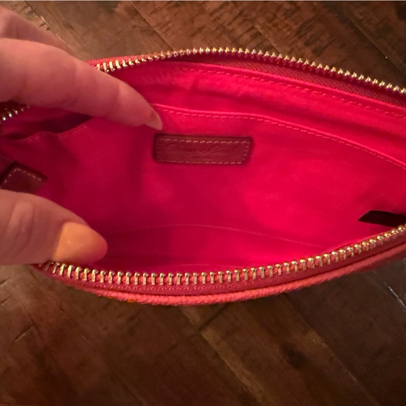 Dooney & Bourke Red DB Logo Wristlet Zip Pouch with Tasse - Picture 4 of 4